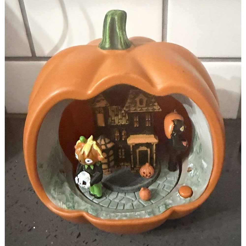 Hyde & EEK! Boutique Animated Pumpkin Scene Halloween Prop Skeleton Black Cat